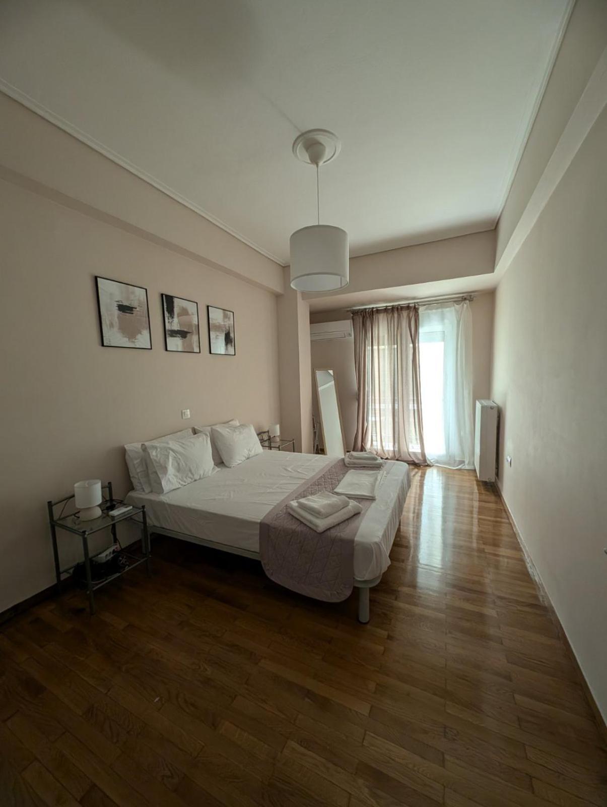 Luxury & Spacious Apartment In Athens Exterior photo